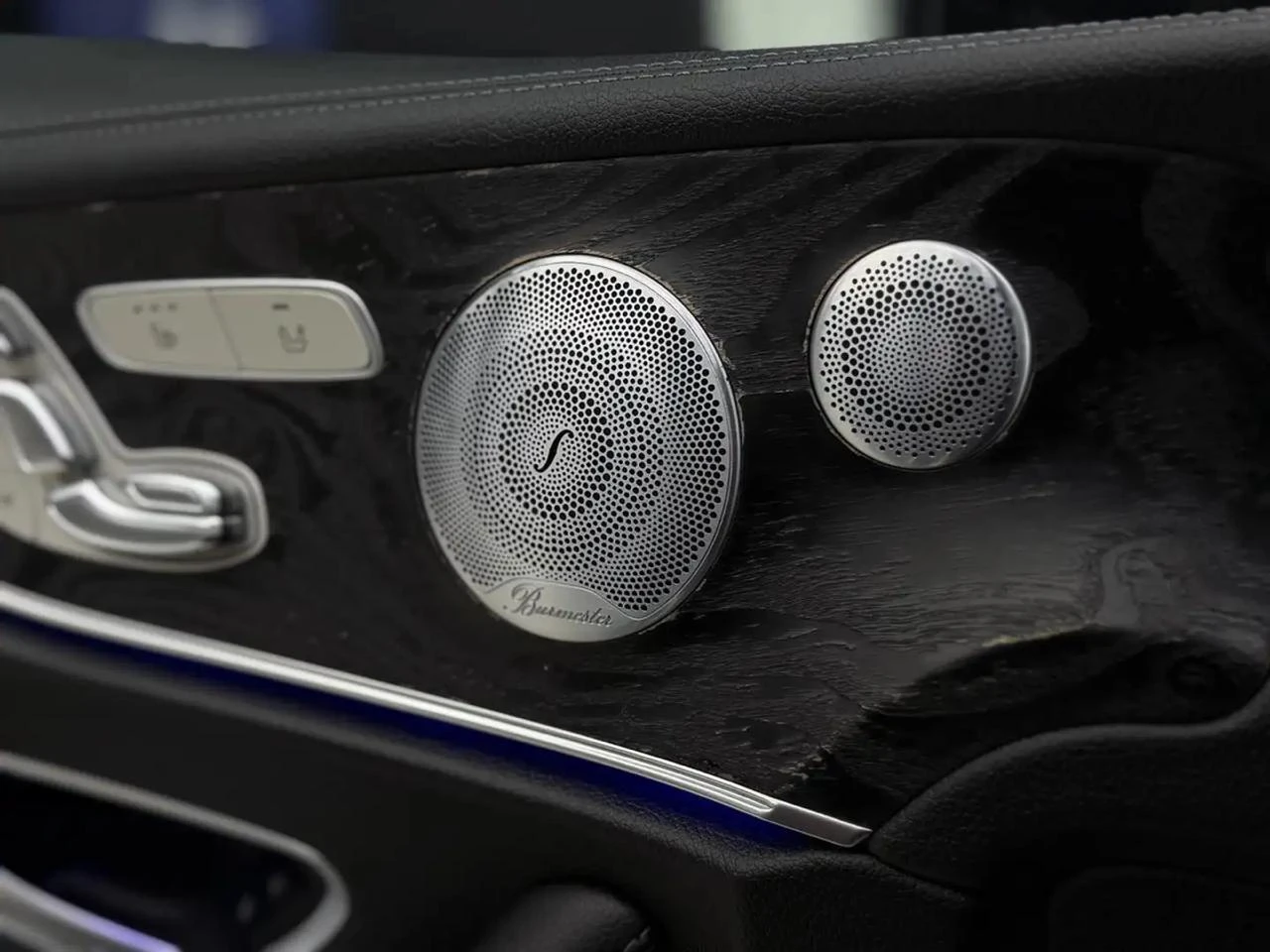 Mercedes-Benz E 400 Купе* AMG pack* Burmester* Пано* Подгреви* Дигитал, снимка 13 - Автомобили и джипове - 55322555