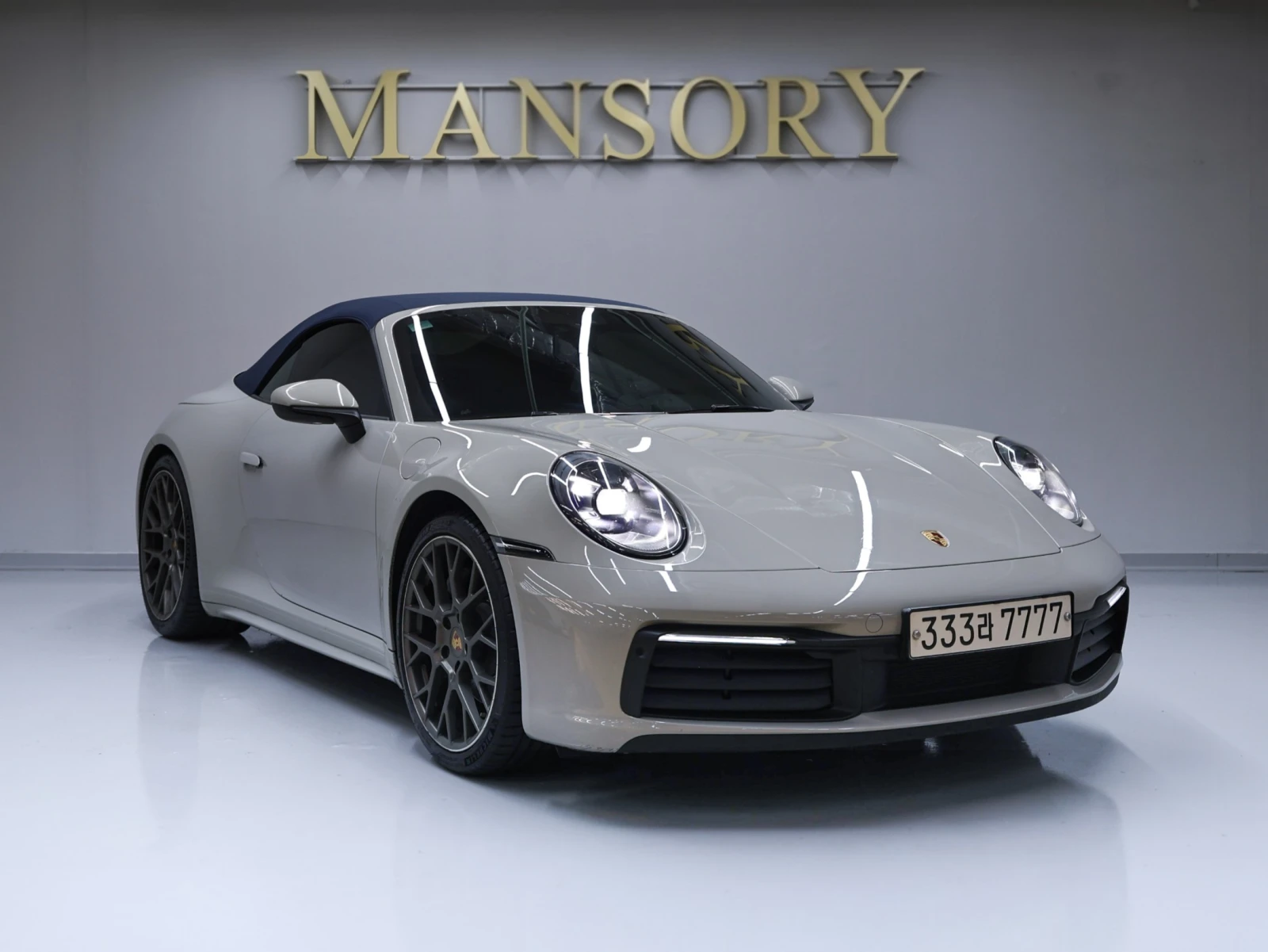 Porsche 911 Carrera* ЕЛ. БАГАЖНИК* ПОДГРЕВ ВОЛАН* КРАЙНА ЦЕНА, снимка 2 - Автомобили и джипове - 55336515