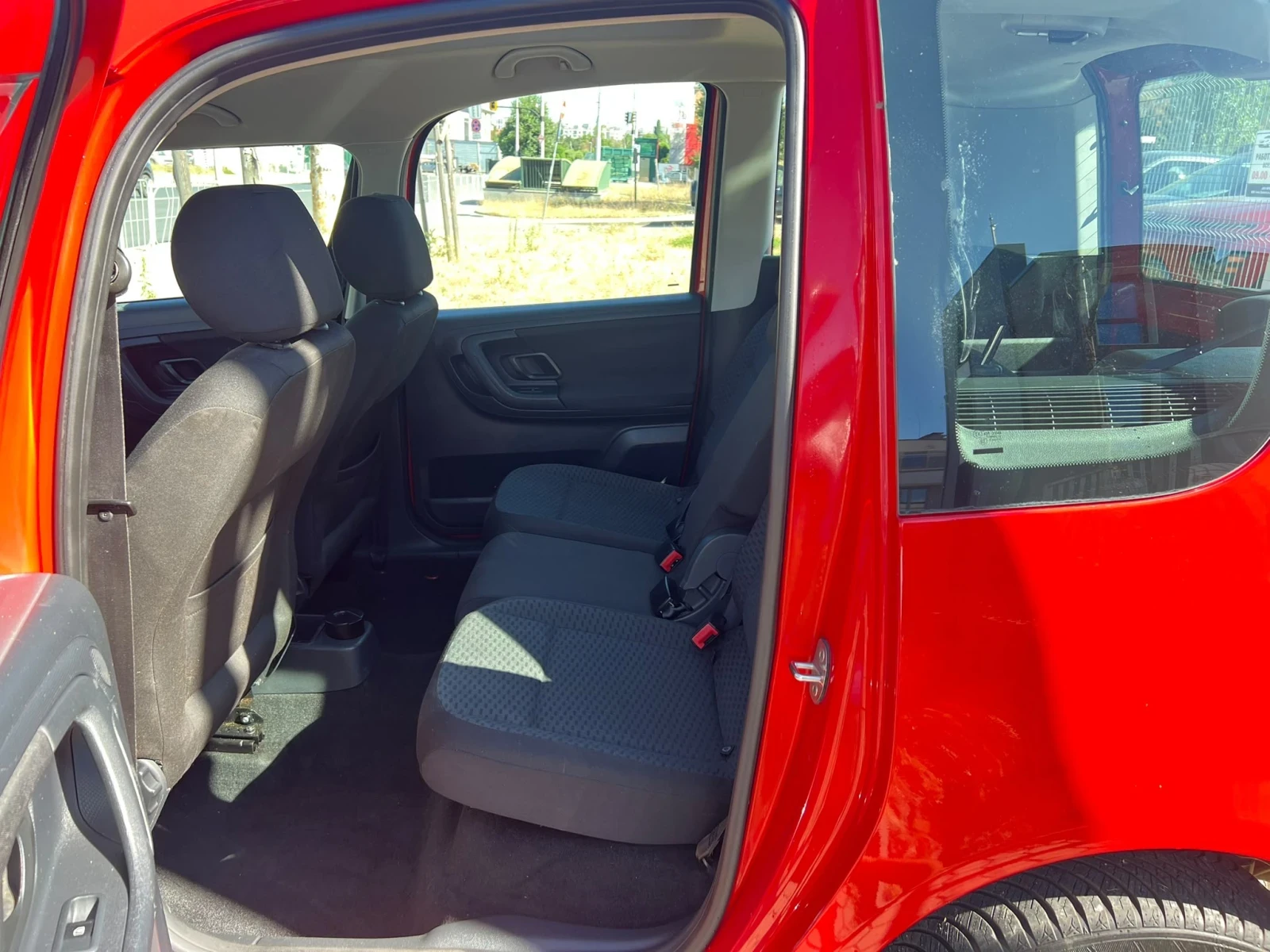 Skoda Roomster 1.6TDi, снимка 13 - Автомобили и джипове - 55412803