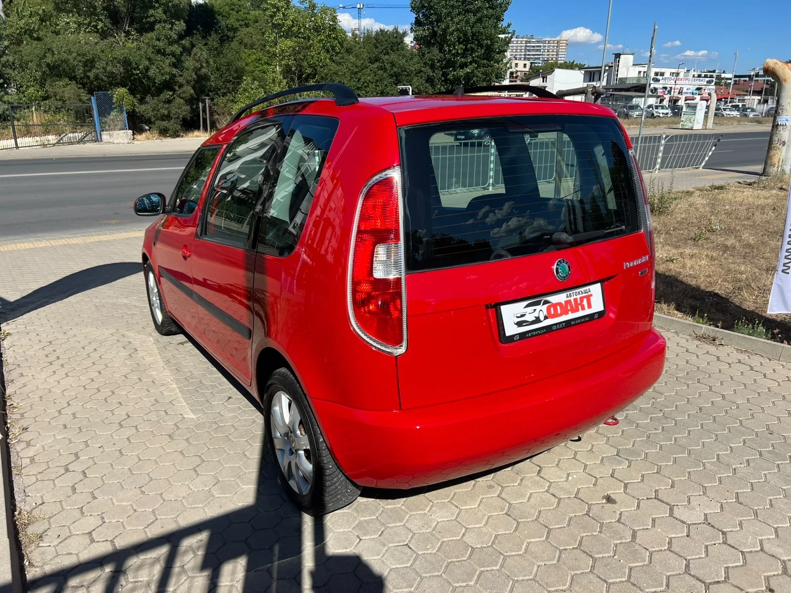 Skoda Roomster 1.6TDi, снимка 5 - Автомобили и джипове - 55412803