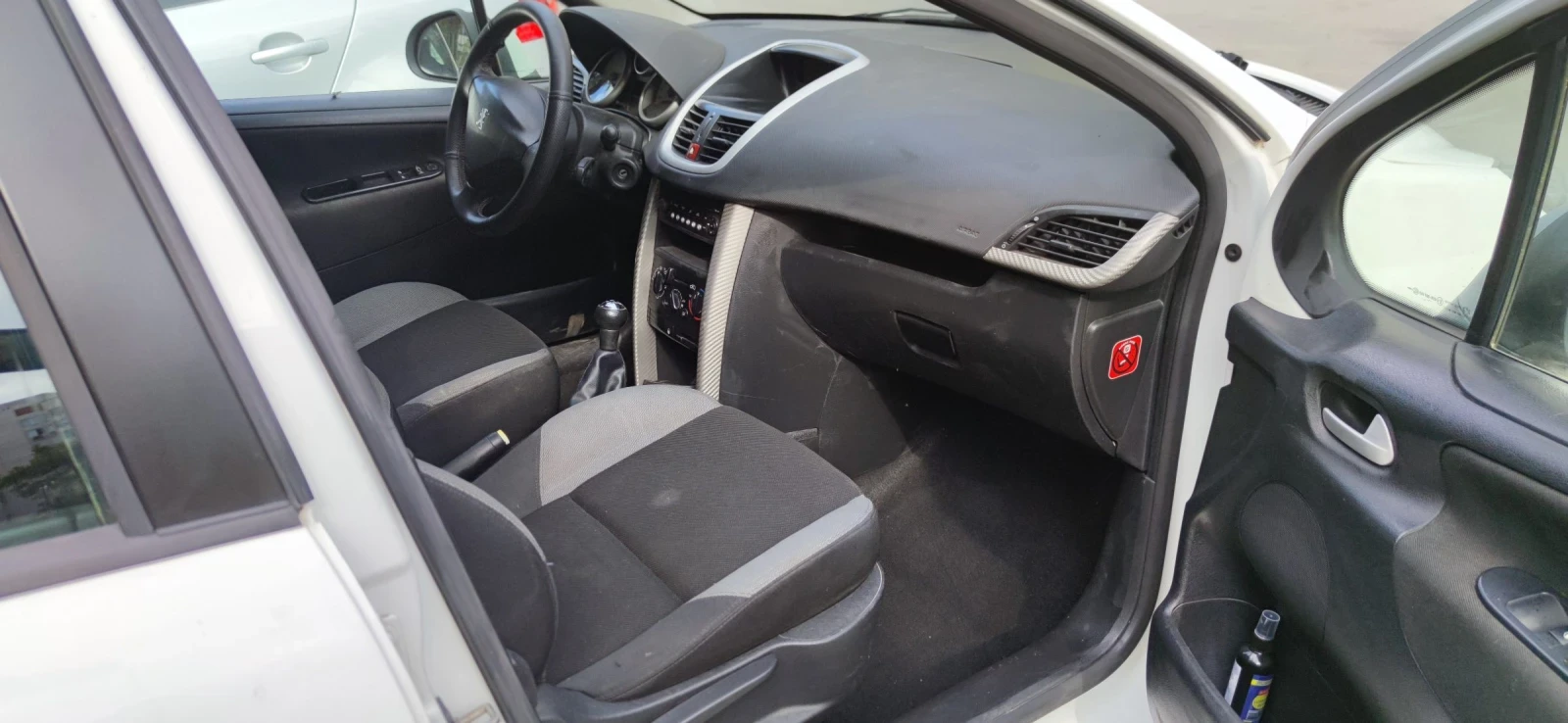 Peugeot 207 С газова уредба, снимка 7 - Автомобили и джипове - 55421194