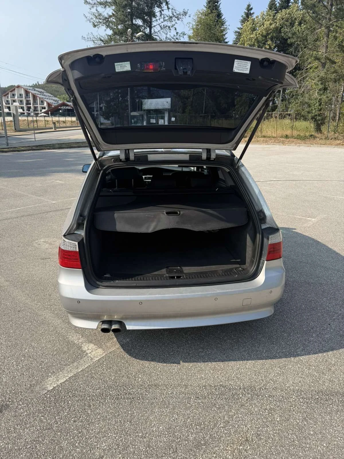 BMW 530 530xdrive, снимка 11 - Автомобили и джипове - 55729601
