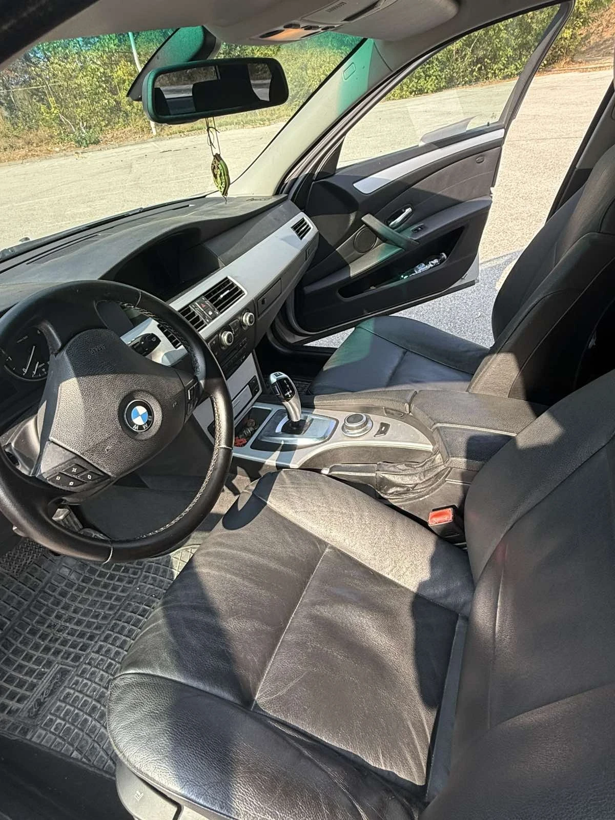 BMW 530 530xdrive, снимка 9 - Автомобили и джипове - 55729601