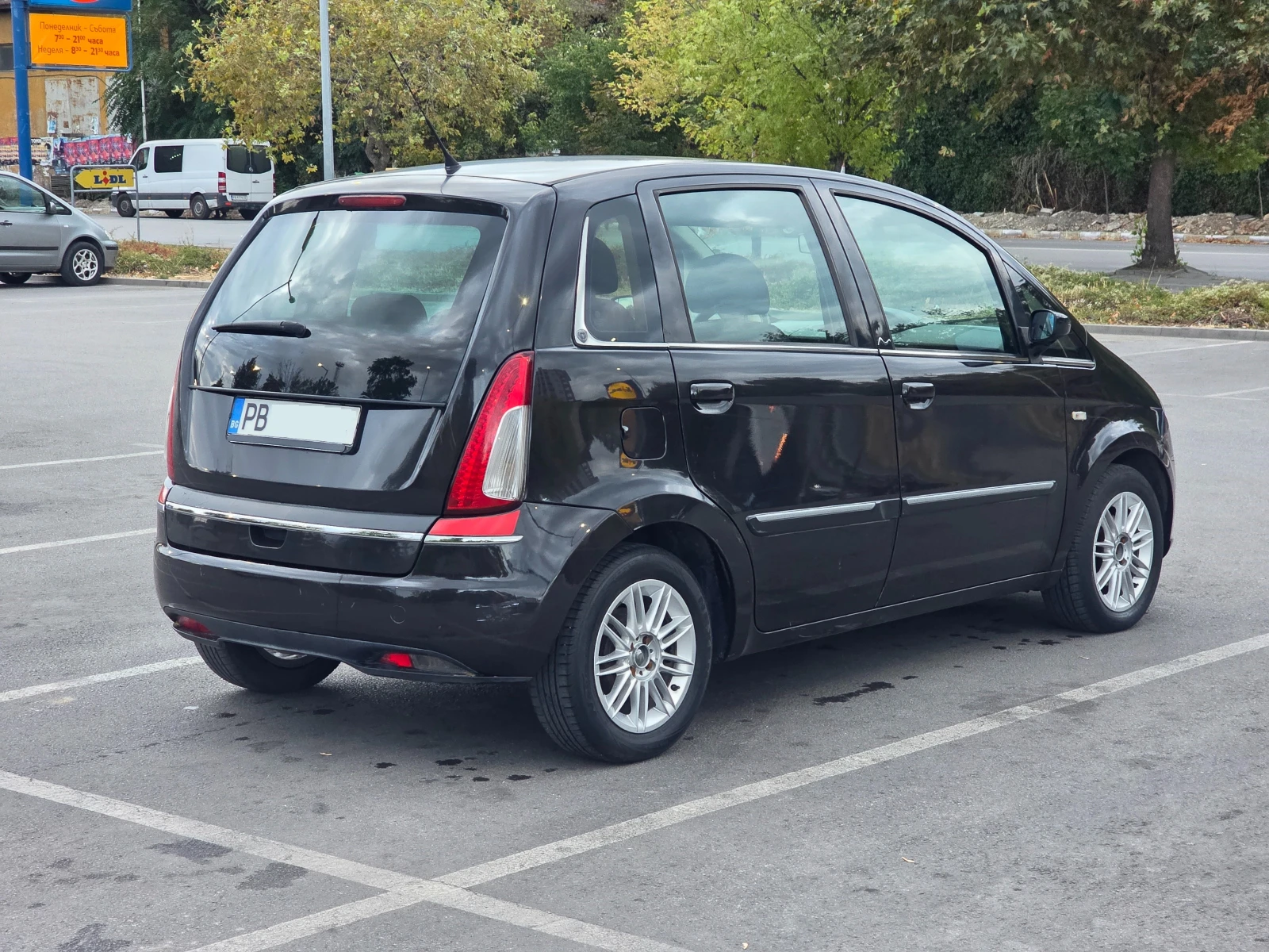 Lancia Musa 1.4i 95к.с., снимка 7 - Автомобили и джипове - 56171094
