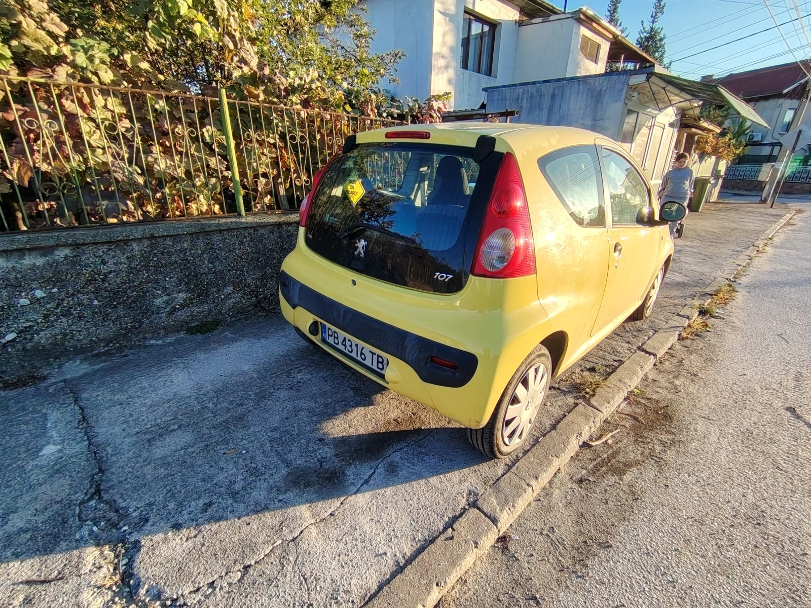 Peugeot 107, снимка 2 - Автомобили и джипове - 56569962