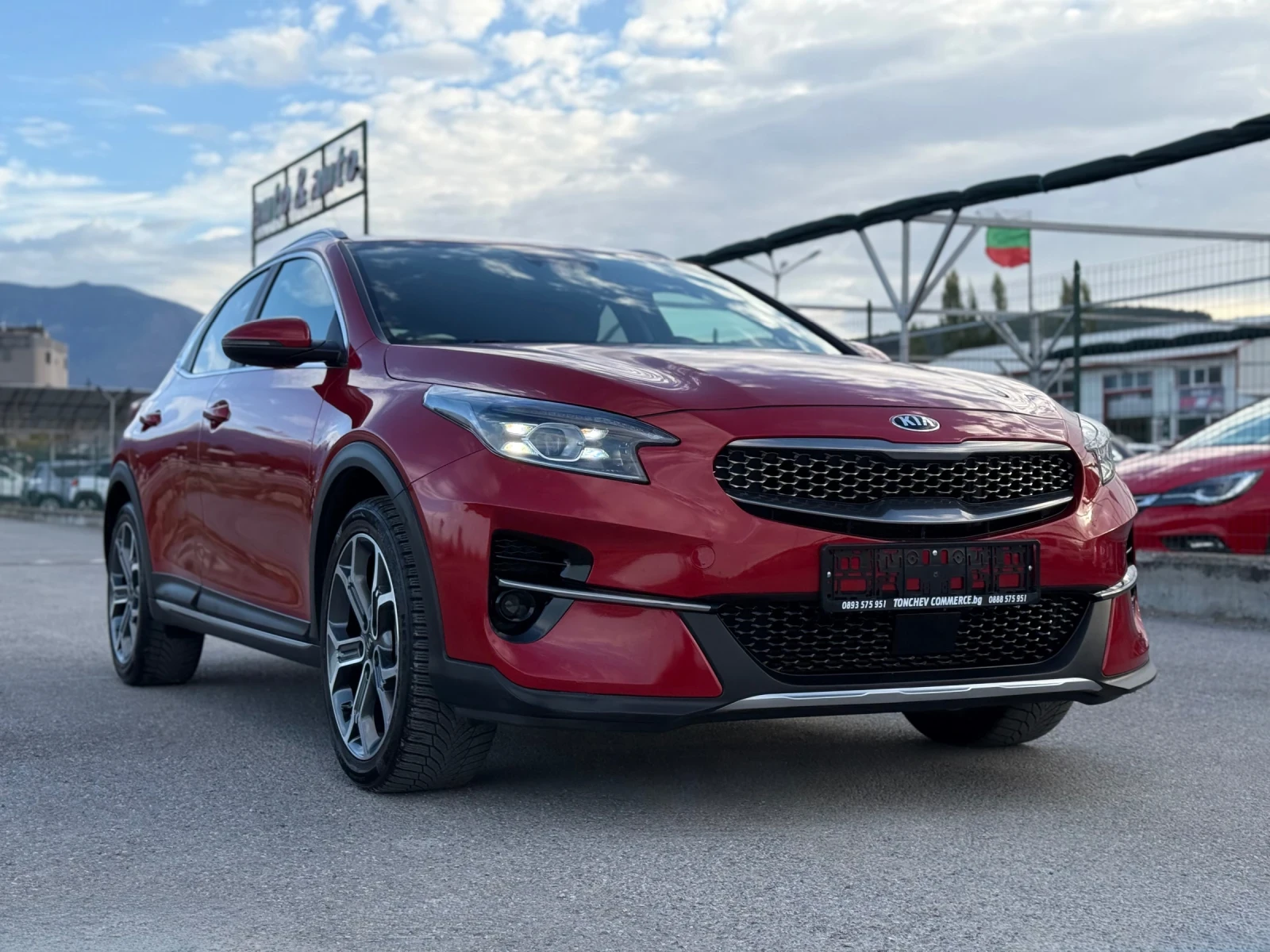 Kia XCeed 1.6-CRDI-LED-150.000km-ДИГИТАЛЕН КМ-КАМЕРА-NEW-FUL