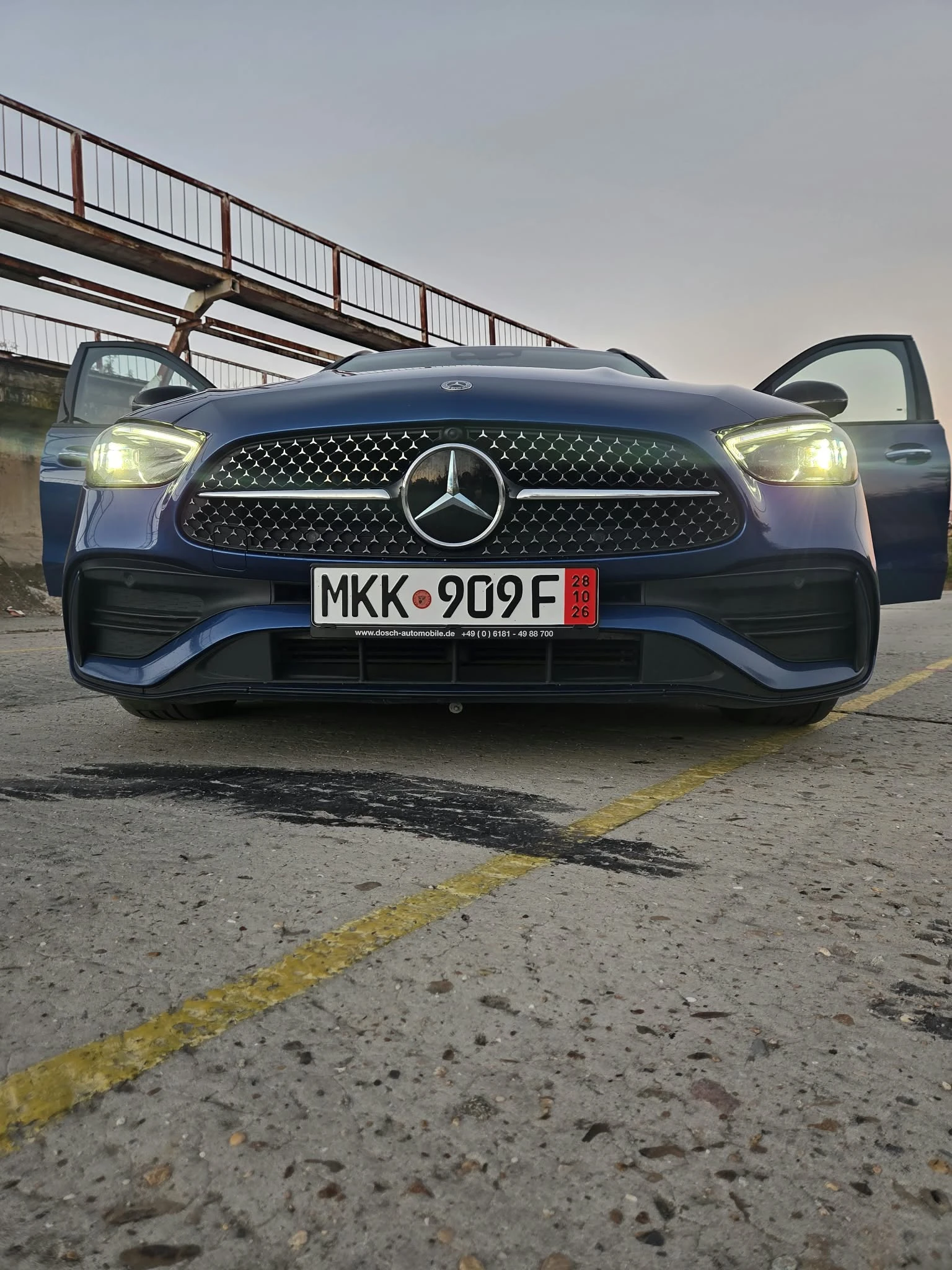Mercedes-Benz C 220 Full AMG Line     може и с собствен лизинг, снимка 5 - Автомобили и джипове - 56649256
