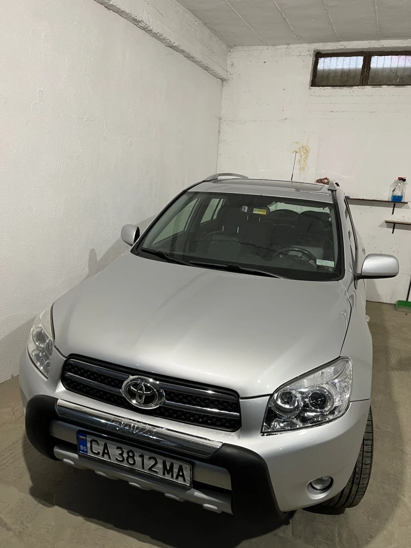 Toyota Rav4, снимка 10 - Автомобили и джипове - 48178868