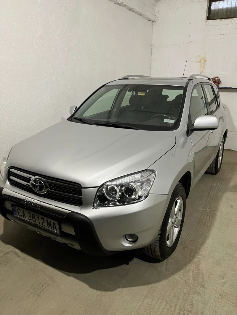 Toyota Rav4, снимка 1 - Автомобили и джипове - 48178868