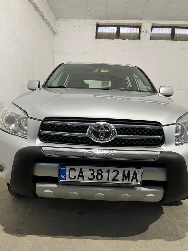 Toyota Rav4, снимка 9 - Автомобили и джипове - 48178868