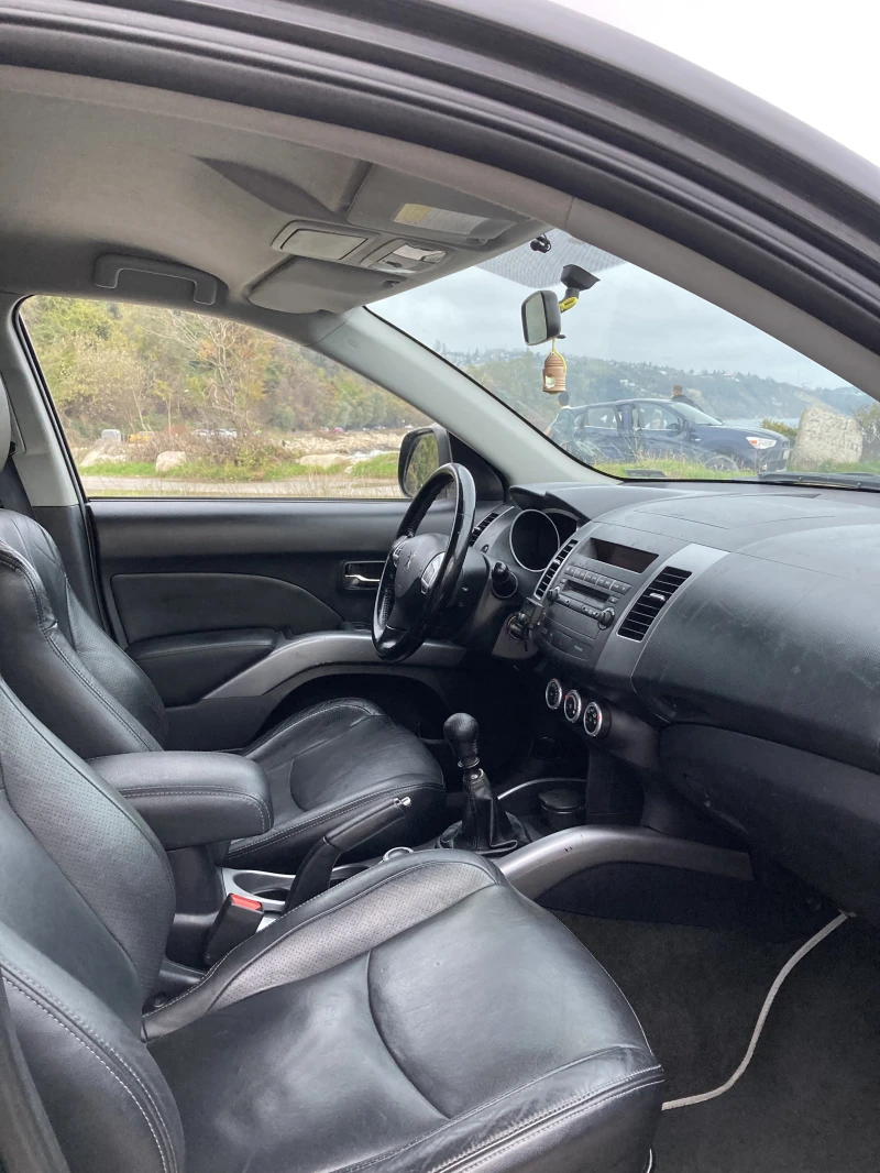 Peugeot 4007, снимка 8 - Автомобили и джипове - 52348447