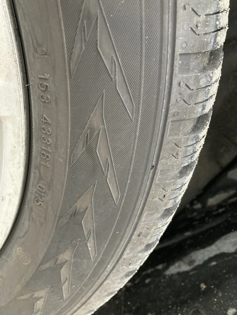 Peugeot 4007, снимка 16 - Автомобили и джипове - 52348447