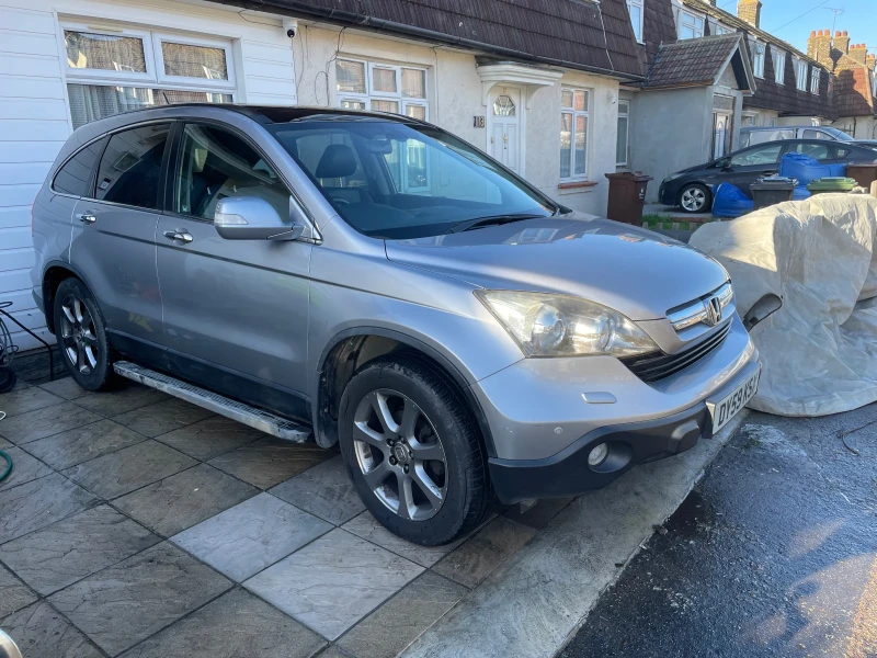 Honda Cr-v Exclusive , снимка 2 - Автомобили и джипове - 52682250