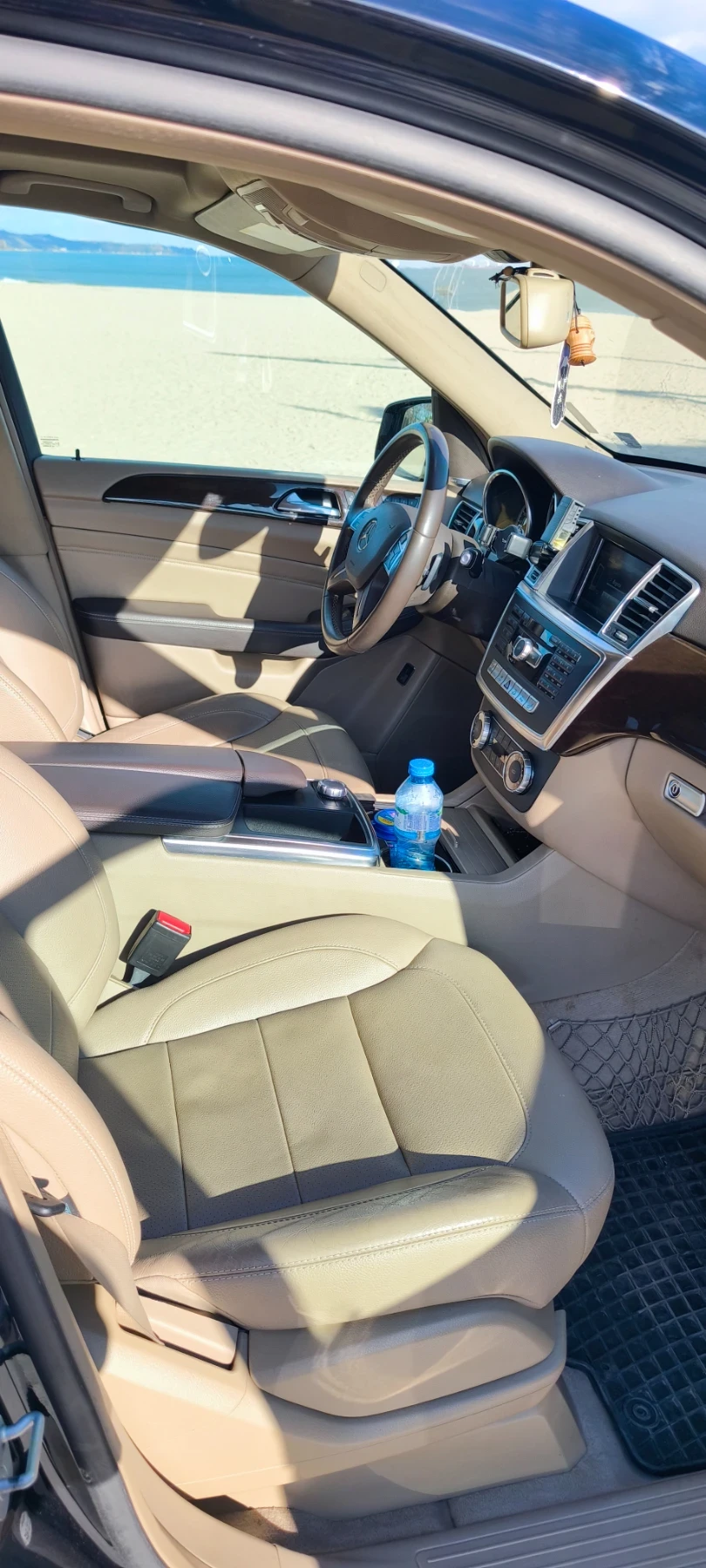 Mercedes-Benz ML 350 4MATIC AMG Line, снимка 10 - Автомобили и джипове - 53641239