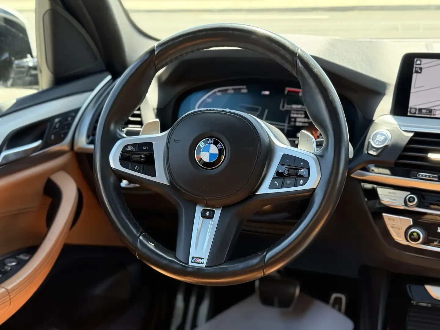 BMW X3 MPACK, HEAD UP, AMBIENT, PANORAMA, М.ТОЧКА, LANE A - изображение 7