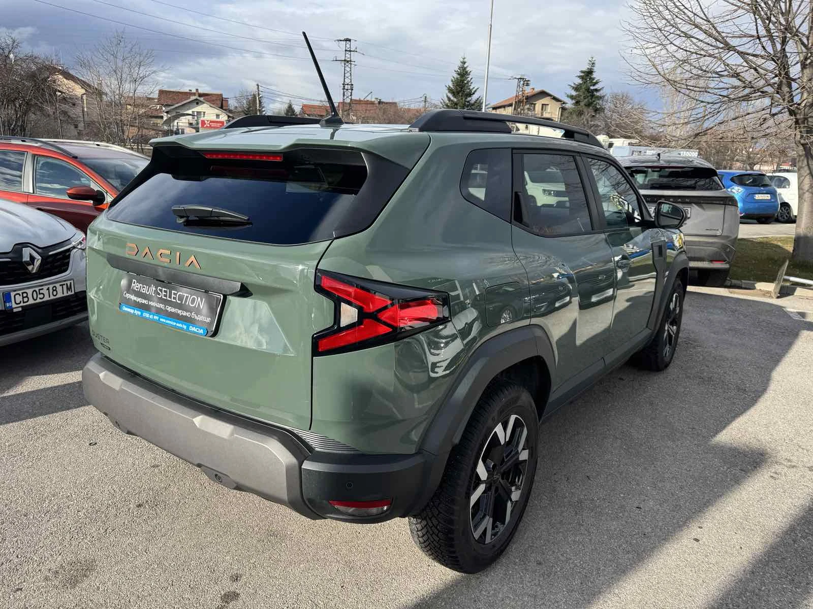 Dacia Duster JOURNEY HYBRID 140 - изображение 6