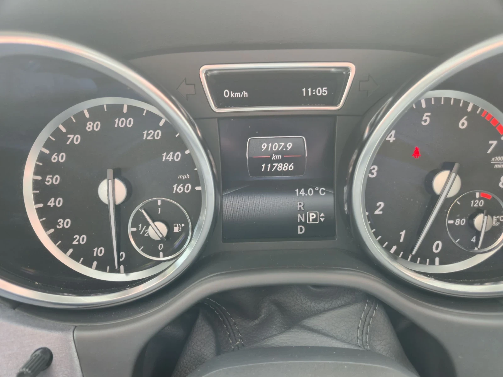 Mercedes-Benz ML 350, снимка 14 - Автомобили и джипове - 54204701