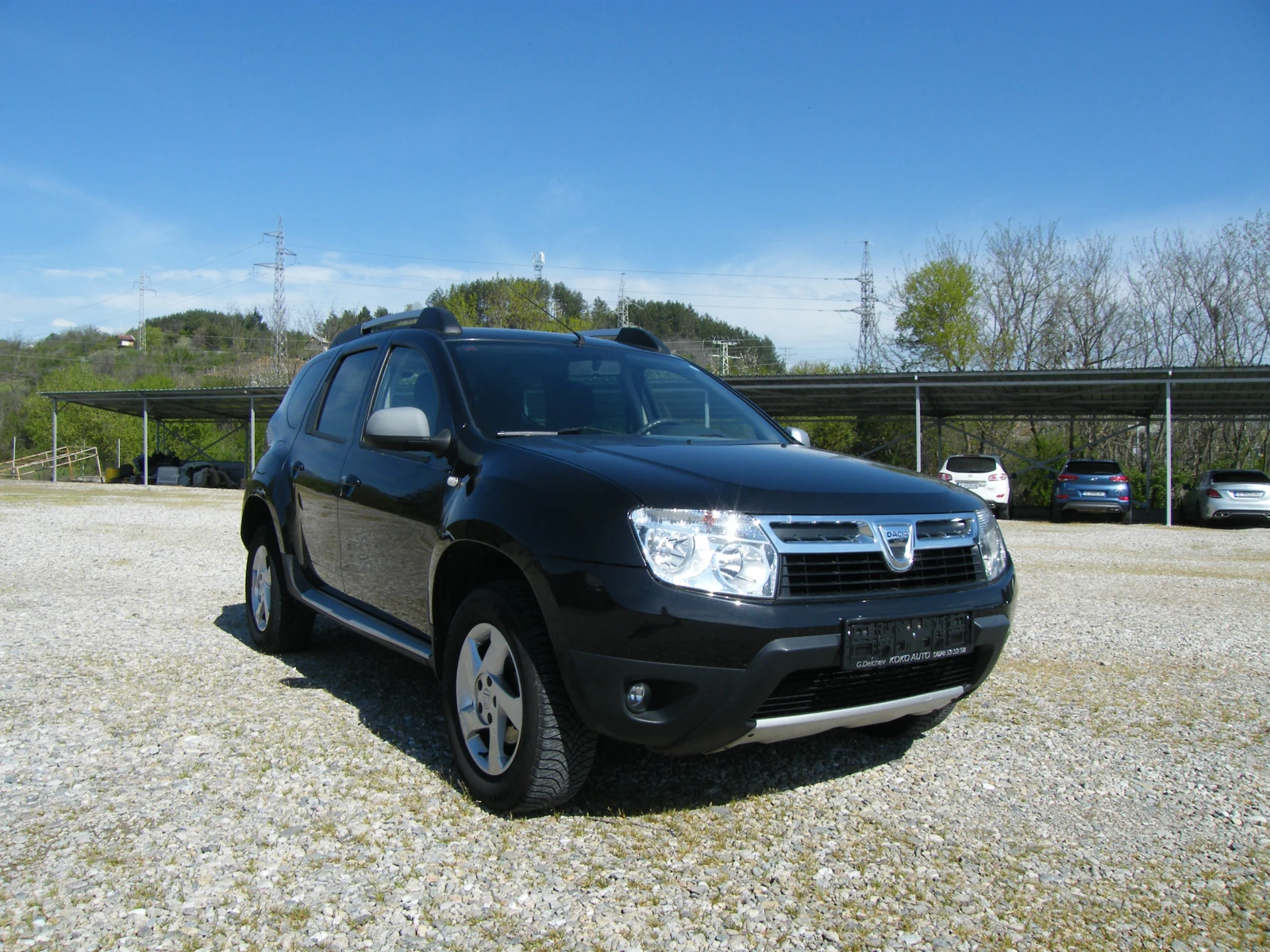 Dacia Duster 1.5dci, снимка 2 - Автомобили и джипове - 54303702