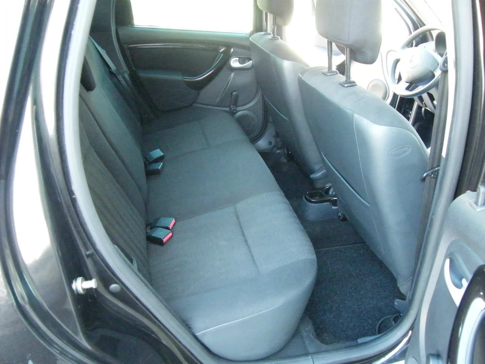 Dacia Duster 1.5dci | Mobile.bg � ����������� 13