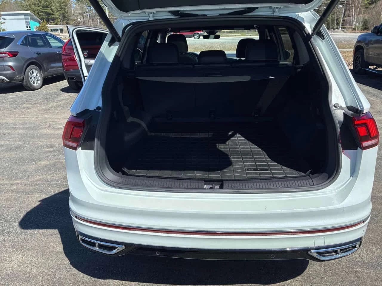 VW Tiguan Highline R Line /360/FENDER/���������/�������  | Mobile.bg � ����������� 13