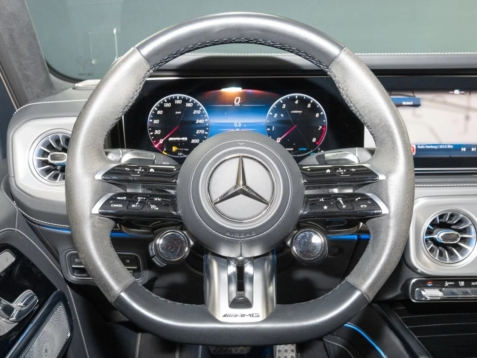 Mercedes-Benz G 63 AMG FACELIFT / BURM / 360 / SUPERIOR / NIGHT /, снимка 12 - Автомобили и джипове - 55189006