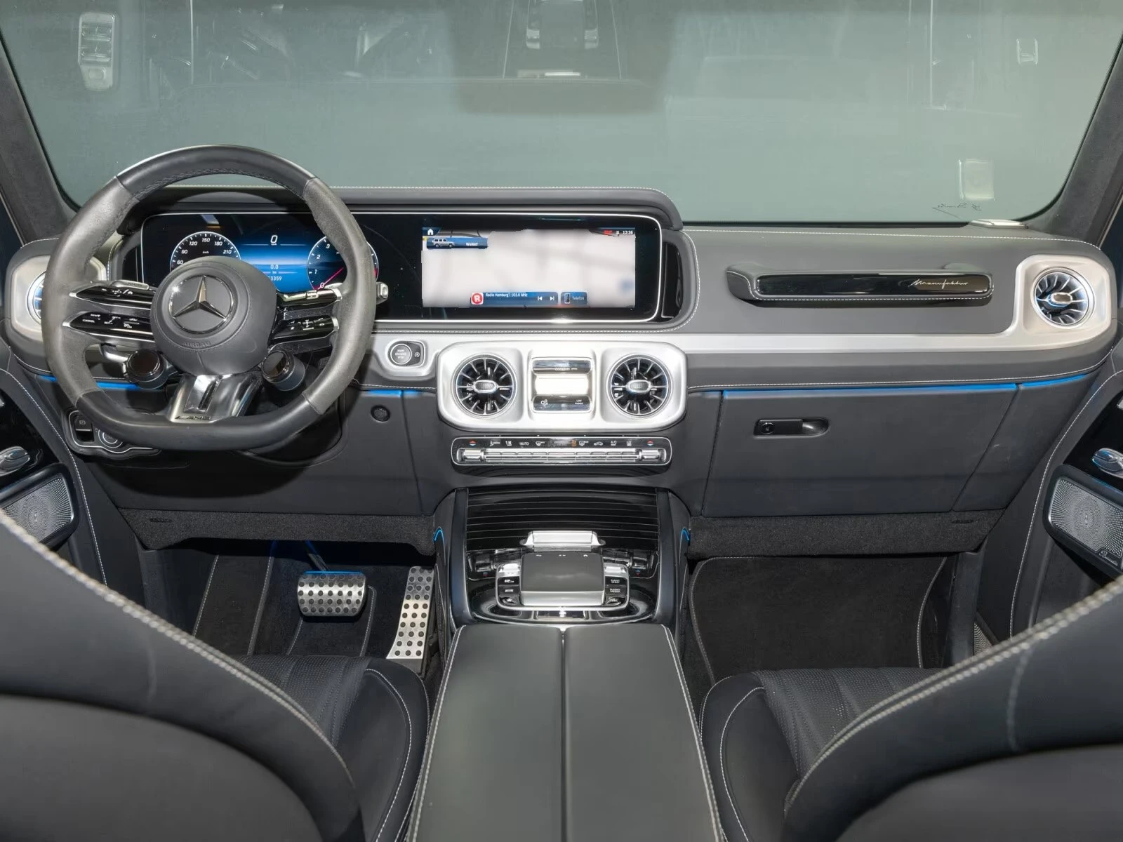 Mercedes-Benz G 63 AMG FACELIFT / BURM / 360 / SUPERIOR / NIGHT /, снимка 11 - Автомобили и джипове - 55189006
