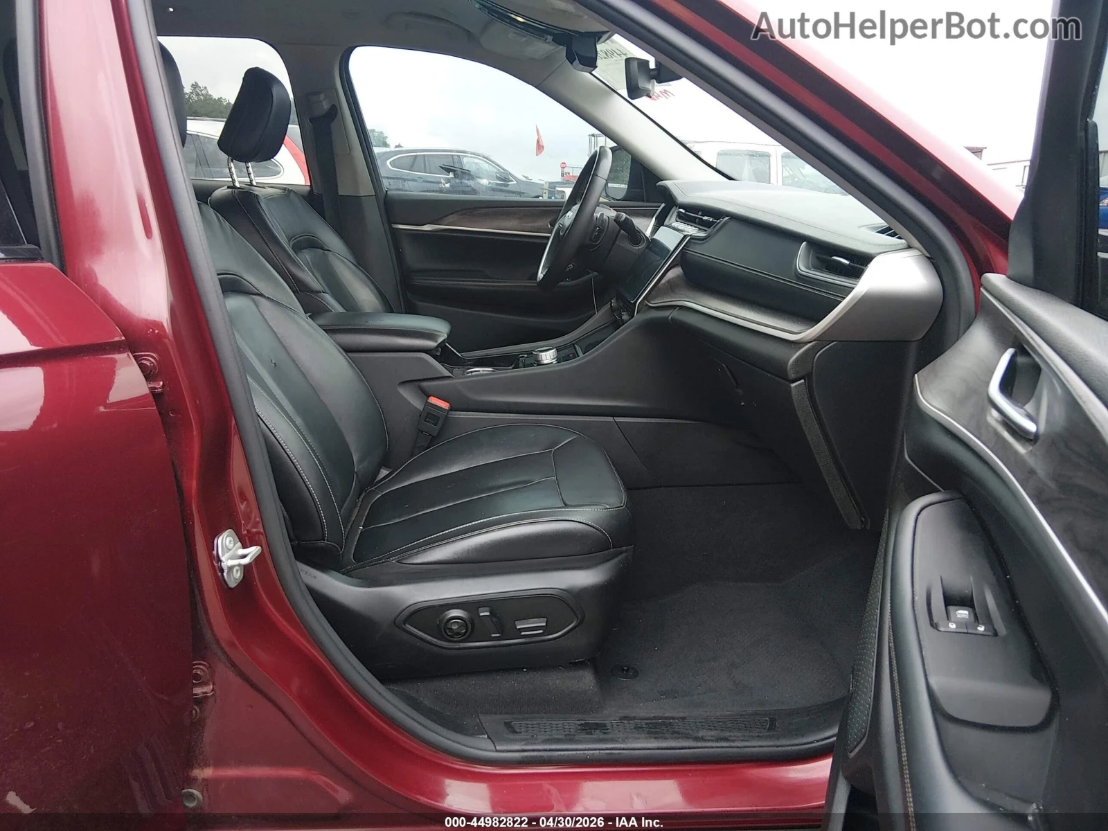 Jeep Grand cherokee 3.6* Limited* Distronic* Pano* Обдух* Цена до БГ, снимка 7 - Автомобили и джипове - 55778759