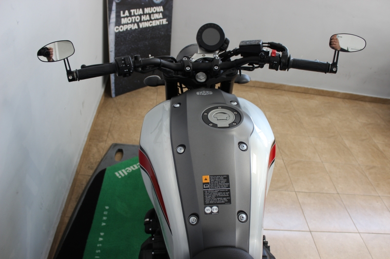 Yamaha Mt-09 XSR 900ie, ABS, TCS!, снимка 8 - Мотоциклети и мототехника - 38325447