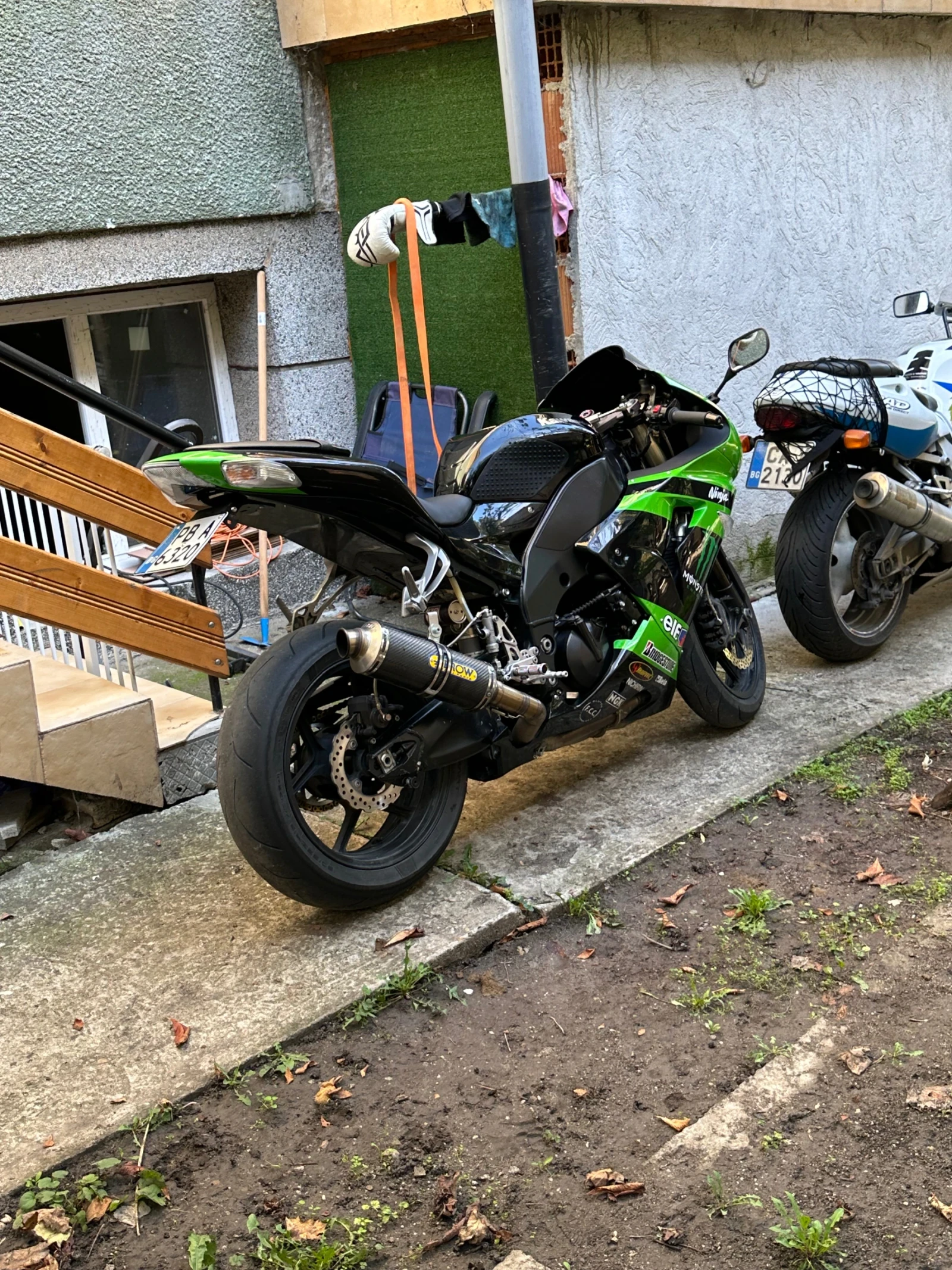 Kawasaki Zxr Zx10-r 2007 - изображение 3