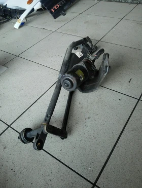 Моторче предни чистачки Мерцедес Вито 2.2цди 00г.