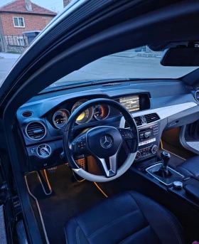 Mercedes-Benz C 220 2.2 AMG paket, снимка 7