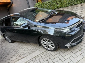 Toyota Auris Toyota auris tauring sport hybrid, снимка 2