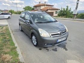  Toyota Corolla verso
