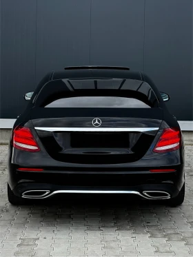 Mercedes-Benz E 220 4MATIC, МАСАЖ, FULL MAX, снимка 2
