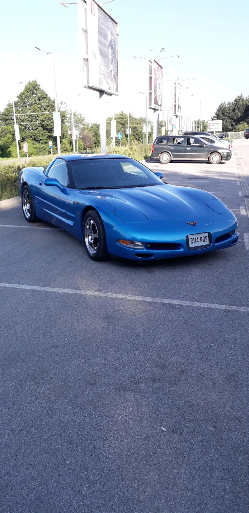 Chevrolet Corvette, снимка 12 - Автомобили и джипове - 46612595