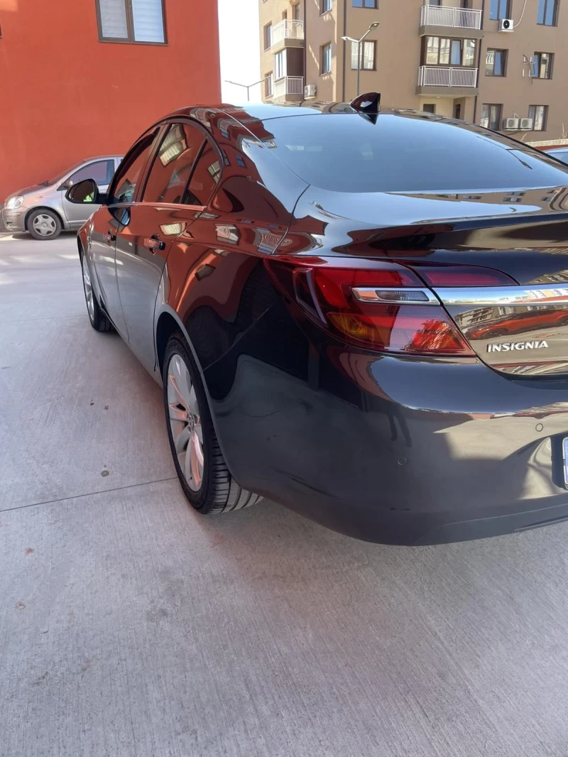 Opel Insignia, снимка 3 - Автомобили и джипове - 47497093