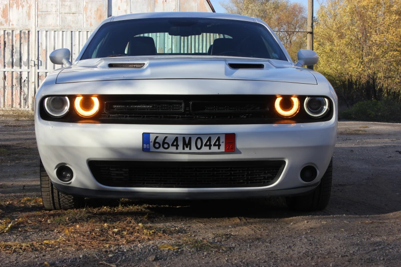 Dodge Challenger R/T, снимка 5 - Автомобили и джипове - 47580981