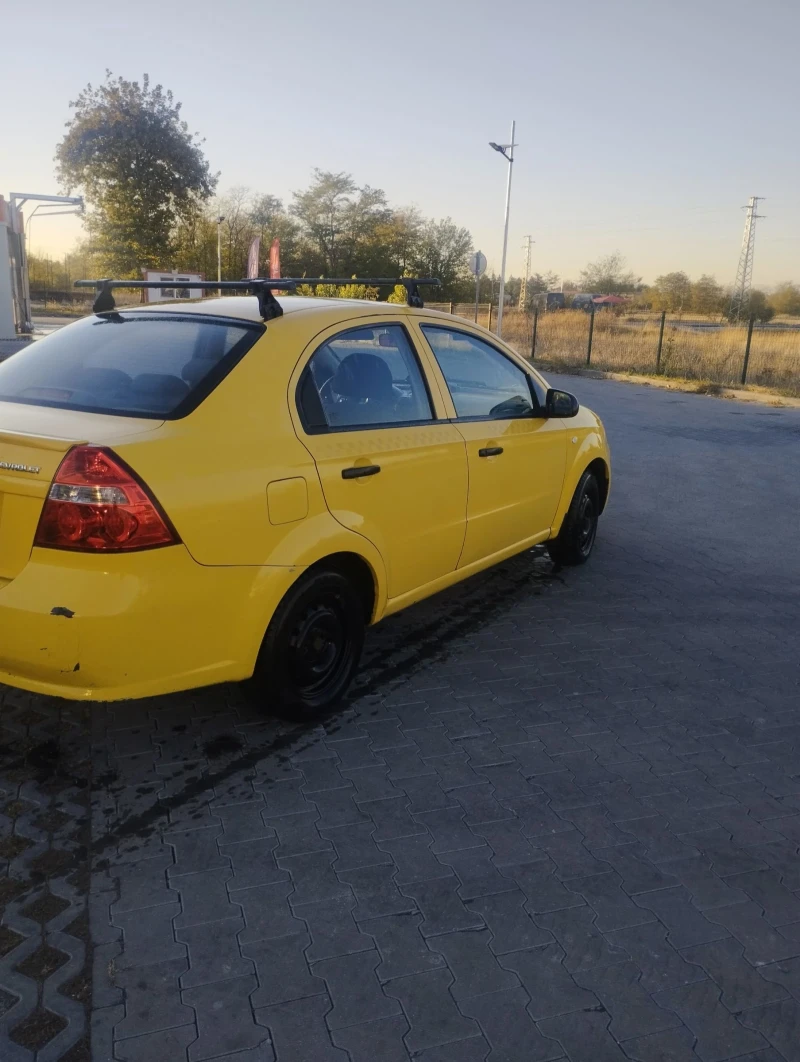 Chevrolet Aveo, снимка 4 - Автомобили и джипове - 47737534