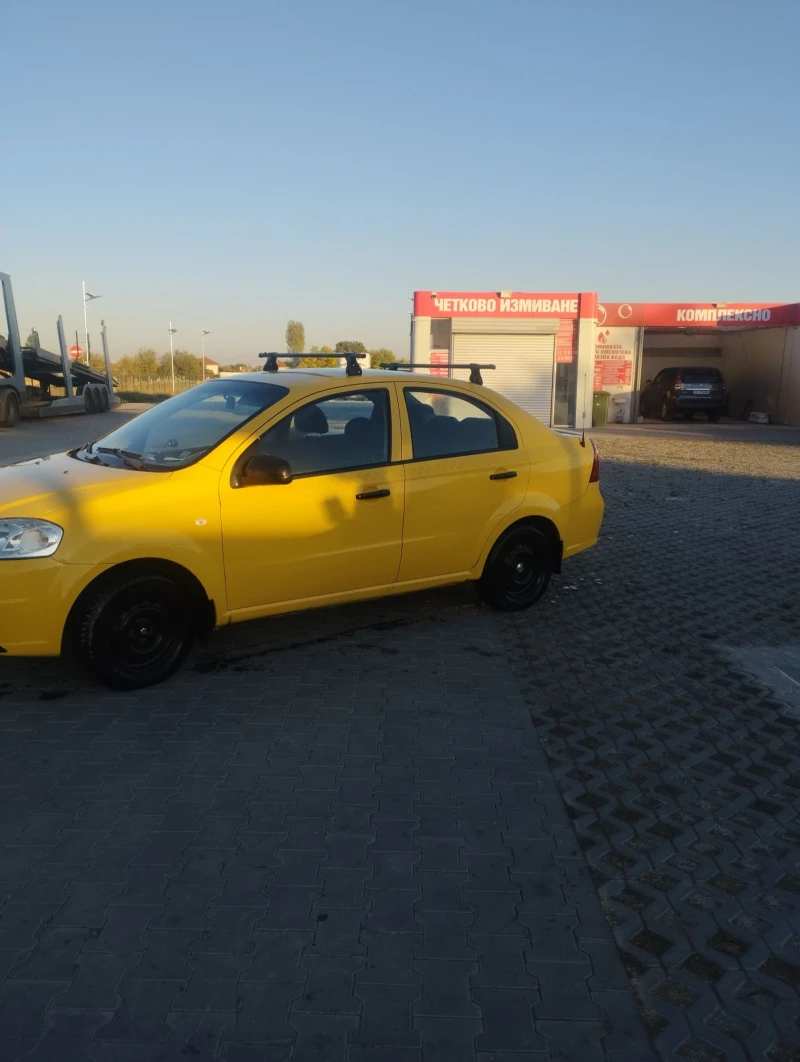 Chevrolet Aveo, снимка 1 - Автомобили и джипове - 47737534