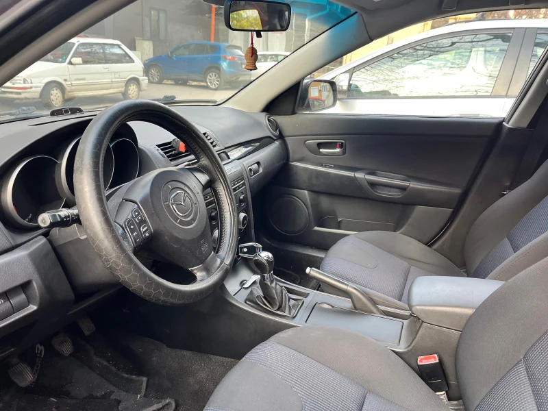 Mazda 3 Mazda 3 1, 6i, снимка 5 - Автомобили и джипове - 48375602