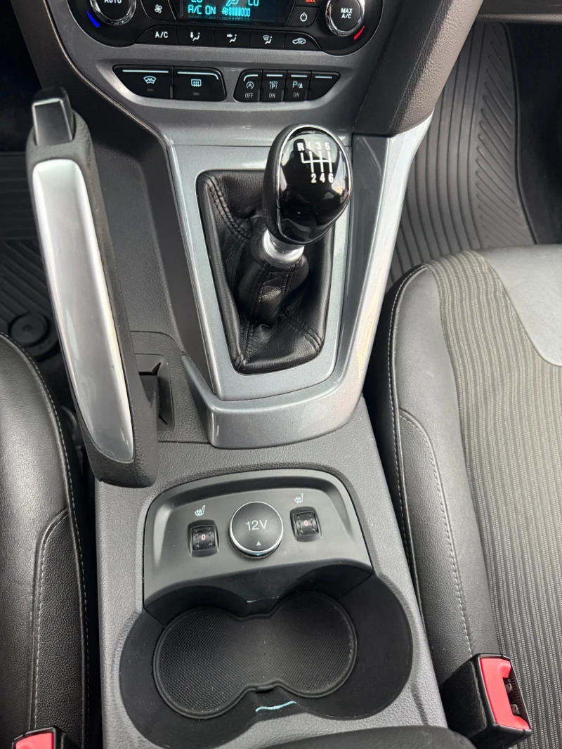 Ford Focus, снимка 10 - Автомобили и джипове - 53070605