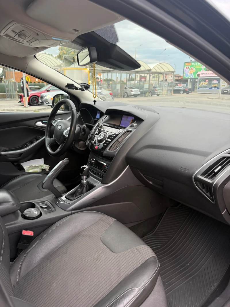 Ford Focus, снимка 6 - Автомобили и джипове - 53070605