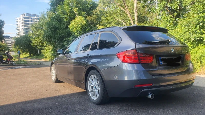 BMW 320, снимка 2 - Автомобили и джипове - 52657459