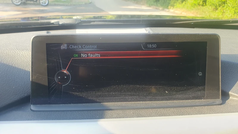 BMW 320, снимка 12 - Автомобили и джипове - 52657459