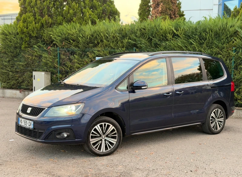Seat Alhambra 2.0TDI/ОБСЛУЖЕНА/ВЪЗМОЖЕН ЛИЗИНГ, снимка 2 - Автомобили и джипове - 52346990