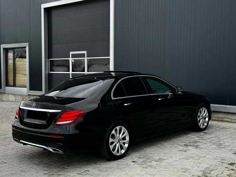 Mercedes-Benz E 220 4MATIC, МАСАЖ, FULL MAX, снимка 5 - Автомобили и джипове - 52712727