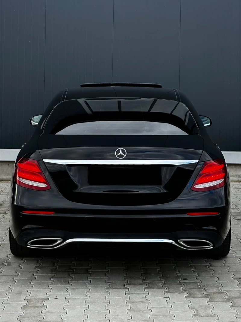 Mercedes-Benz E 220 4MATIC, МАСАЖ, FULL MAX, снимка 2 - Автомобили и джипове - 52712727