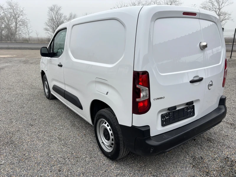Opel Combo 1.5 HDI 2024г20хил.км., снимка 5 - Автомобили и джипове - 52827383
