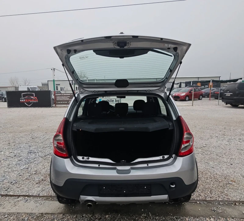 Dacia Sandero 1.6.I Stepway.17000км.клима.ТОП.състояние, снимка 14 - Автомобили и джипове - 53274009