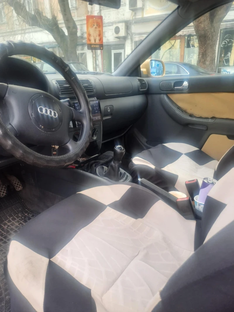 Audi A3 1.8, снимка 7 - Автомобили и джипове - 53343642
